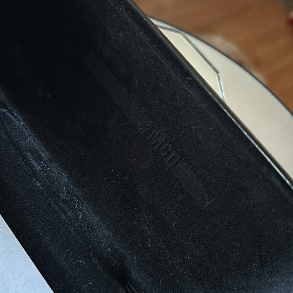 McQ by Alexander McQueen Wing Studded Sunglasses - Picture 7 of 13